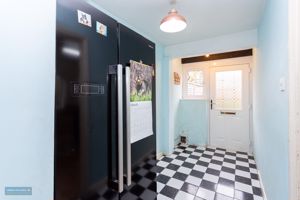 Entrance Hall- click for photo gallery